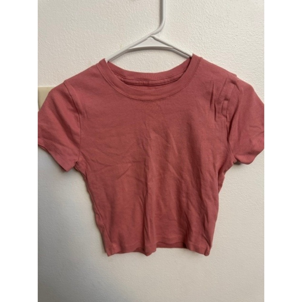 Hollister Must-Have Collection Rose Pink Baby Tee Short Sleeve Crop Top Small